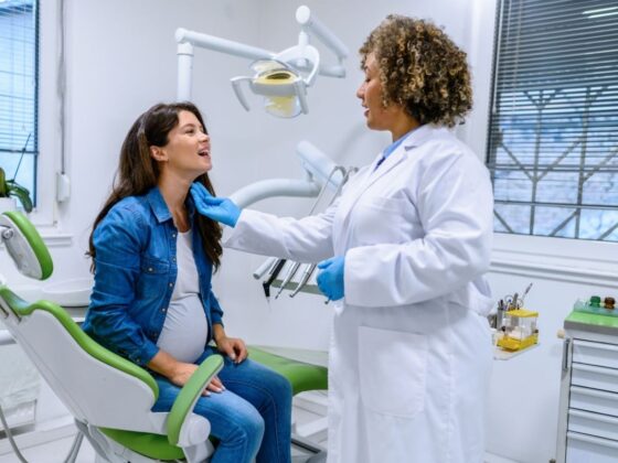 La salud bucal afecta a la fertilidad de las mujeres