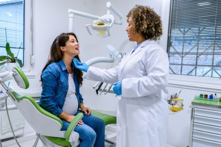 La salud bucal afecta a la fertilidad de las mujeres